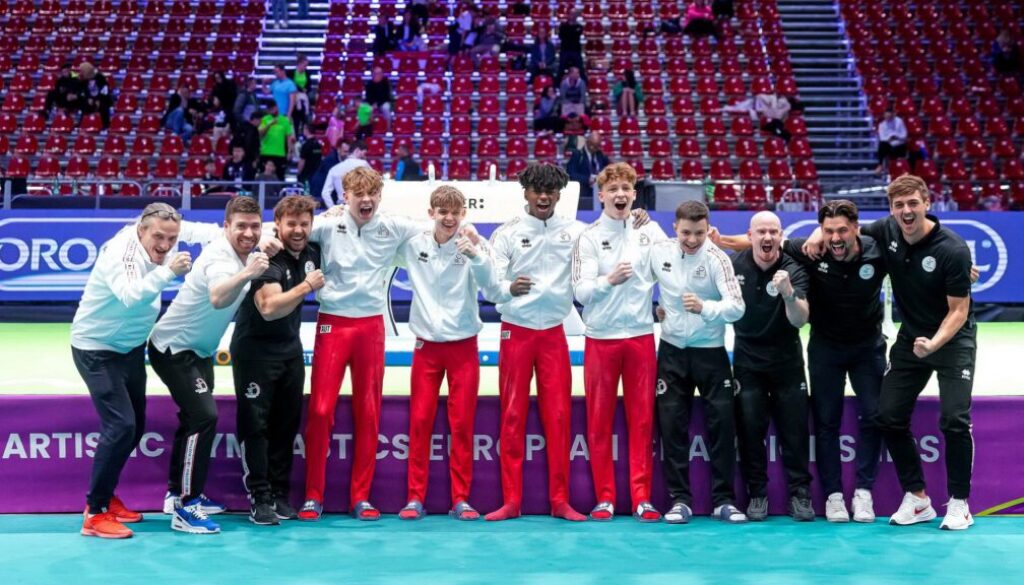 Turnwr-JEM-Team-AUT_Rimini-2024_inklusive-Betreuerstab