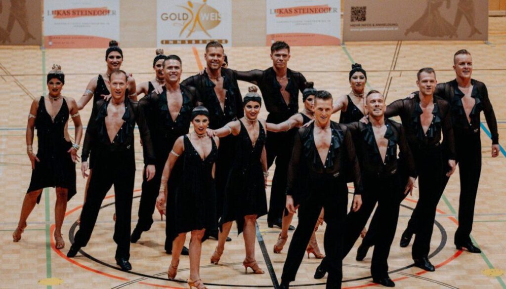 SAF_Formationstanz_Zwölfaxing