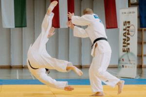 Judo-Wurf.bak