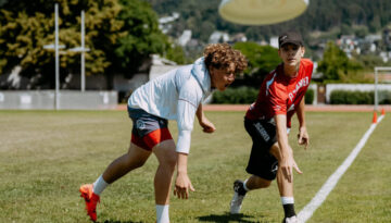 SAF_1600x1200px_frisbee