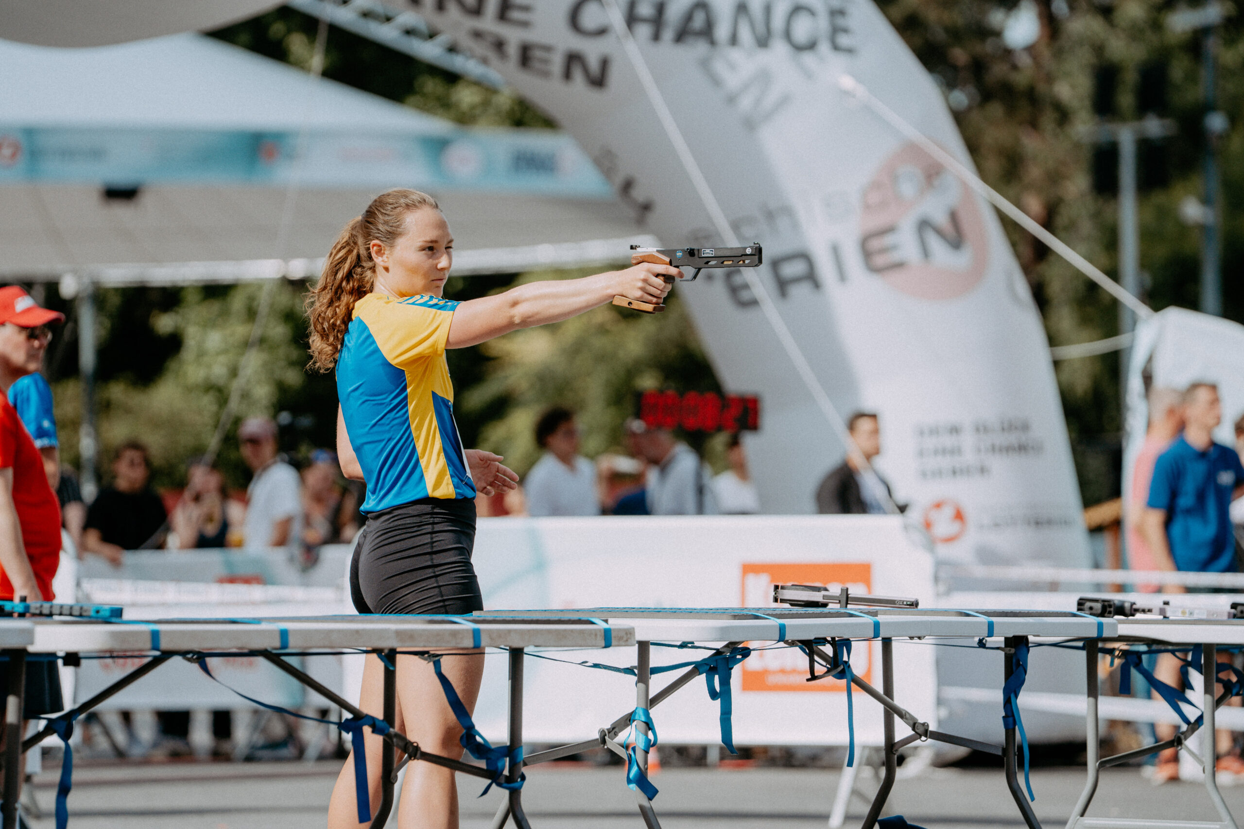 Auge zu ... und zu Gold: Lisa Axmann